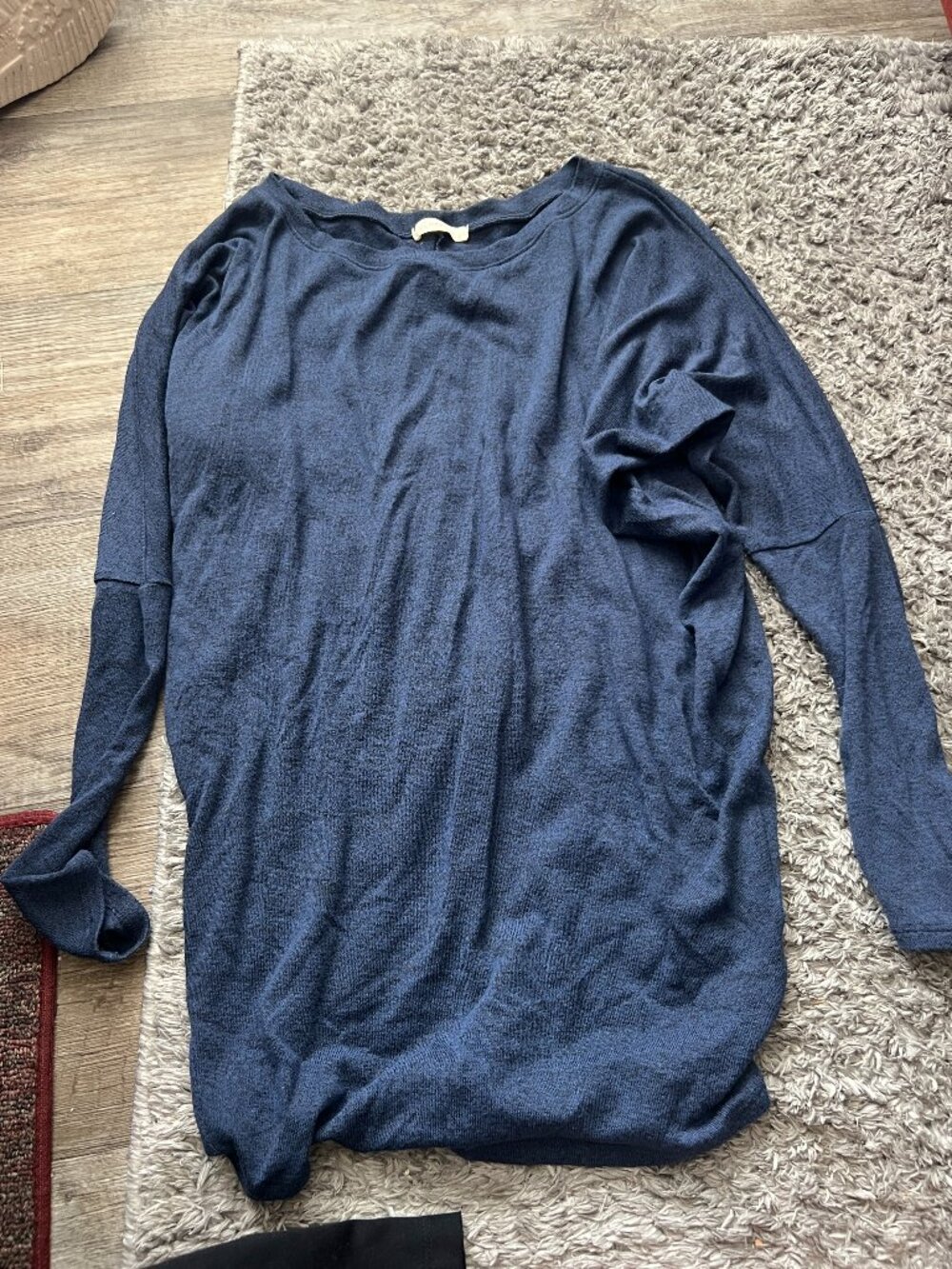 Natural Life small blue top